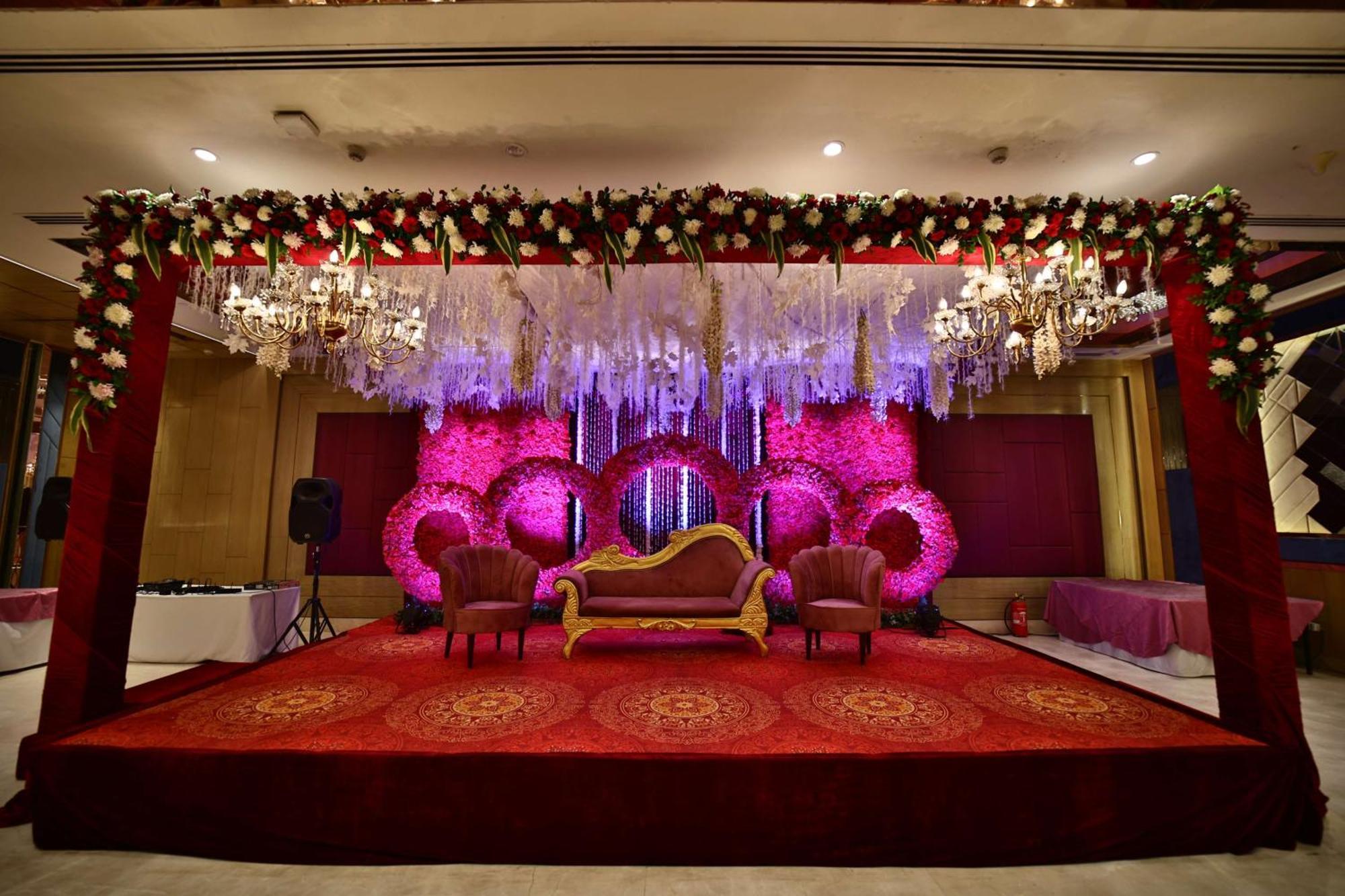מלון גאזיאבאד Radisson Blu Towers Kaushambi Delhi Ncr מראה חיצוני תמונה A wedding reception in India