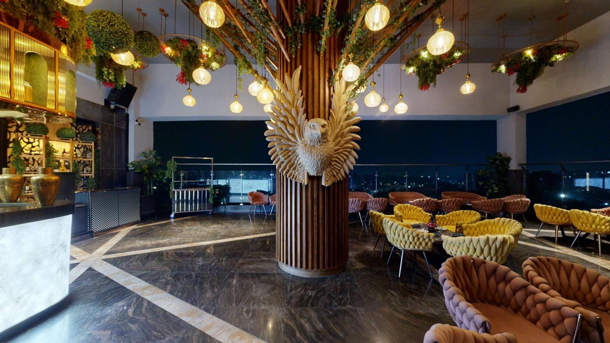 מלון גאזיאבאד Radisson Blu Towers Kaushambi Delhi Ncr מראה חיצוני תמונה The interior of the restaurant