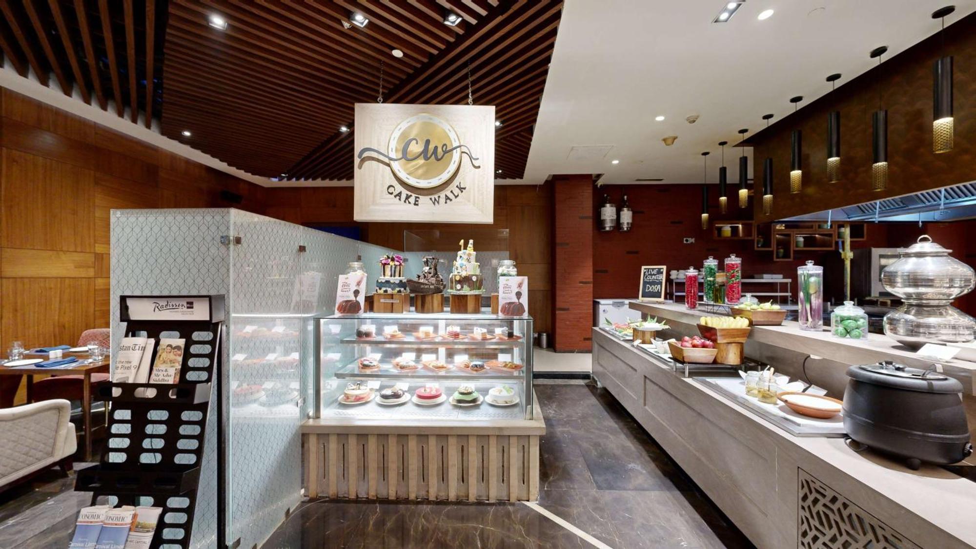 מלון גאזיאבאד Radisson Blu Towers Kaushambi Delhi Ncr מראה חיצוני תמונה Cake Walk