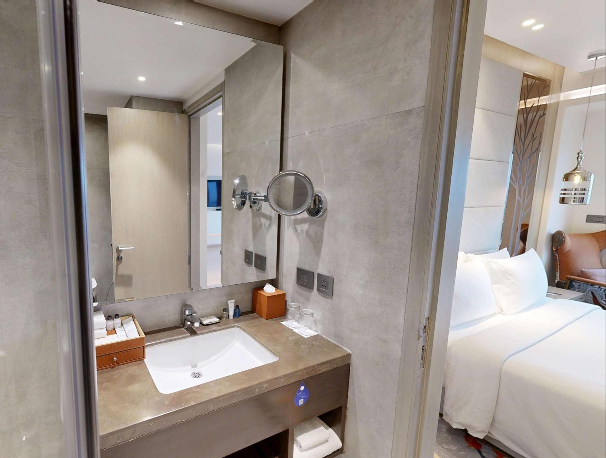 מלון גאזיאבאד Radisson Blu Towers Kaushambi Delhi Ncr מראה חיצוני תמונה